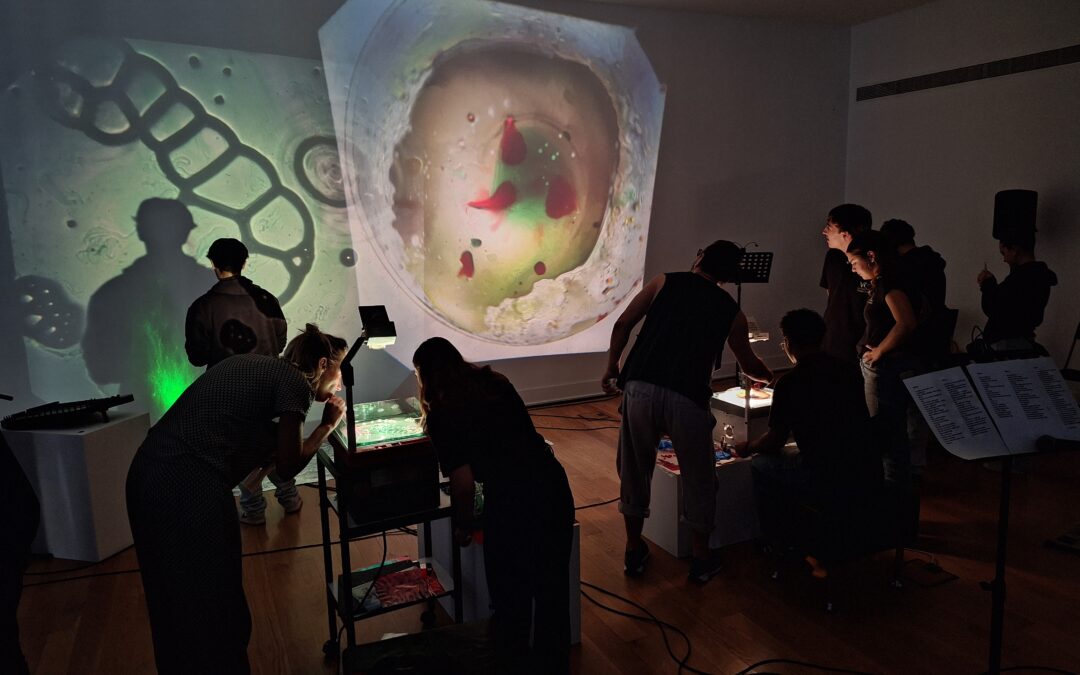 Breaking Boundaries in Art and Learning: Students’ Experience “dis-place” within the PRODUCTION³ Project in Algés